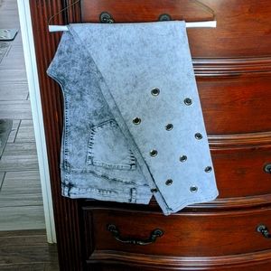 Blackish stonewashed